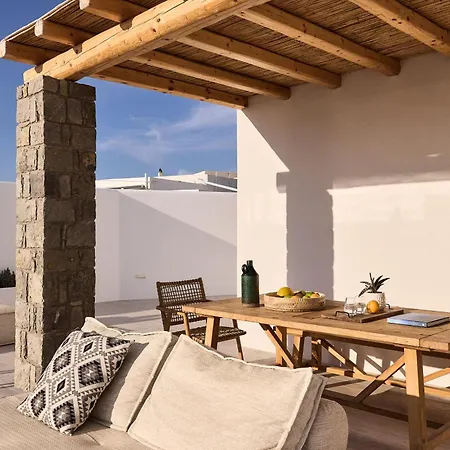 Manikas Milos Holiday home *