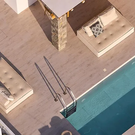 Manikas Milos Holiday home *