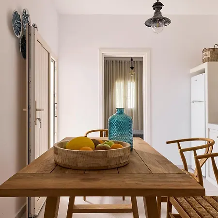 Manikas Milos بيت للعطل آداماس