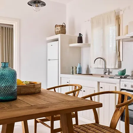 بيت للعطل Manikas Milos آداماس